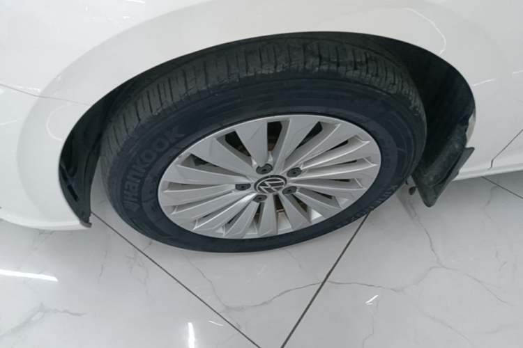 Used Volkswagen Lavida 2019 1.5L Automatic Comfort Edition China VI Standard Exterior 4