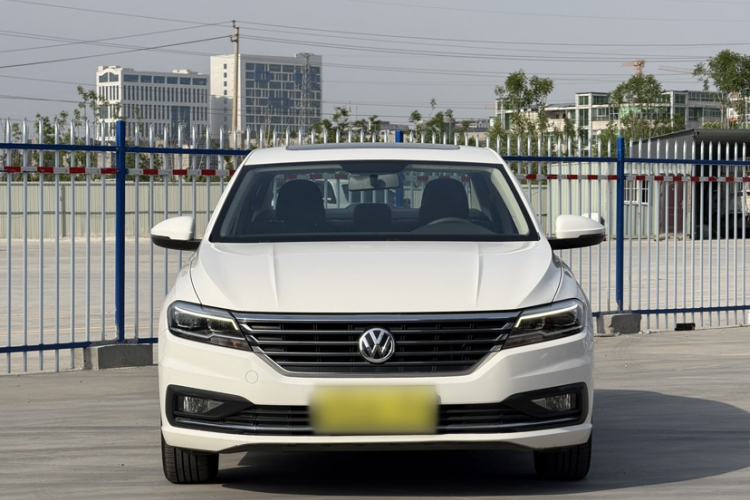 Used Volkswagen Lavida 2019 1.5L Automatic Comfort Edition China VI Standard Exterior 4