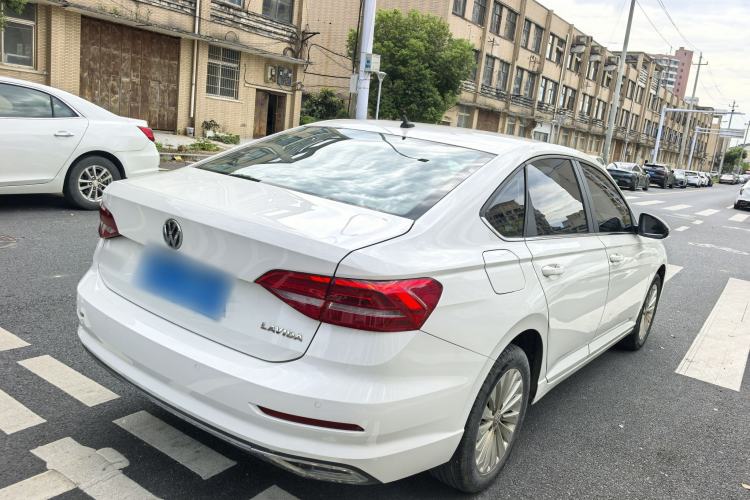 Used Volkswagen Lavida 2019 1.5L Automatic Comfort Edition China VI Standard Exterior 4
