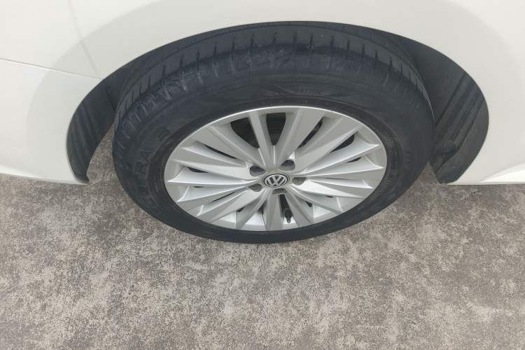 Used Volkswagen Lavida 2019 Lavida Start 1.5L Automatic Comfort Edition China VI Standard Exterior 5