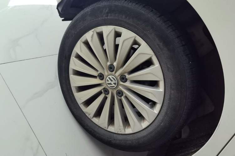Used Volkswagen Lavida 2019 1.5L Automatic Vision Edition China VI Standard Exterior 5