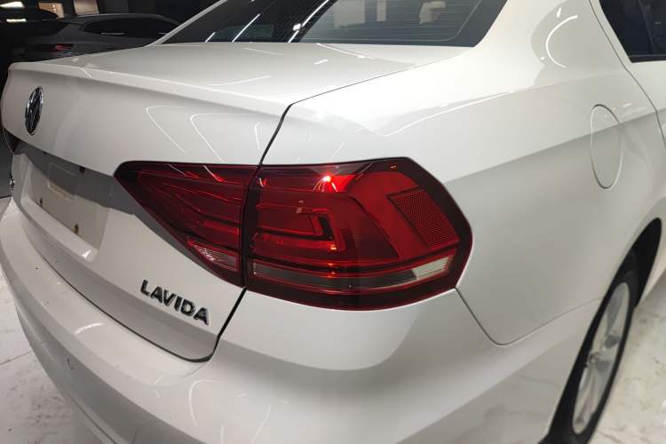 Used Volkswagen Lavida 2019 Lavida Start 1.5L Automatic Trendy Version China VI Standard Exterior 5