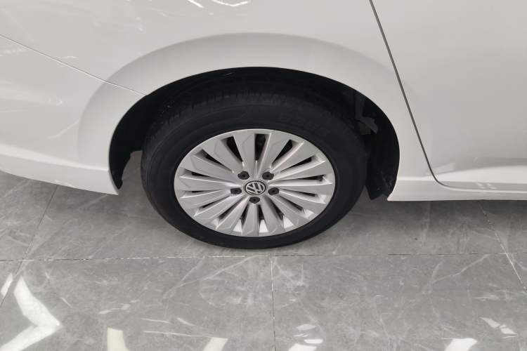 Used Volkswagen Lavida 2019 1.5L Automatic Comfort Edition China VI Standard Exterior 5