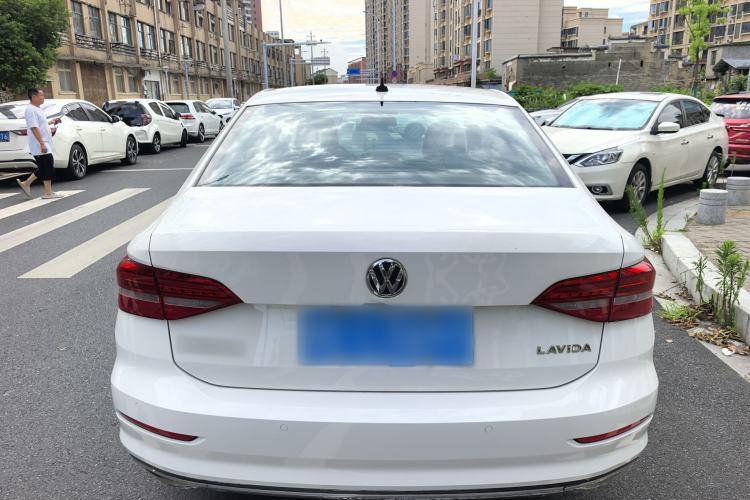 Used Volkswagen Lavida 2019 1.5L Automatic Comfort Edition China VI Standard Exterior 5