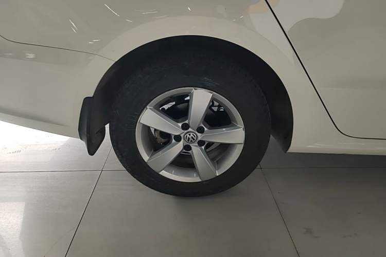 Used Volkswagen Lavida 2019 Lavida Start 1.5L Automatic Trendy Version China VI Standard Exterior 5