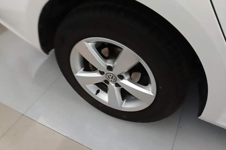 Used Volkswagen Lavida 2019 Lavida Start 1.5L Automatic Trendy Version China VI Standard Exterior 5
