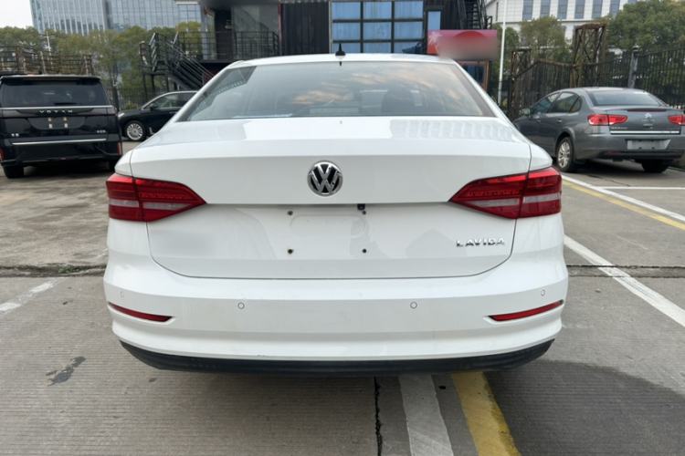 Used Volkswagen Lavida 2019 1.5L Automatic Fashion Edition China VI Exterior 6