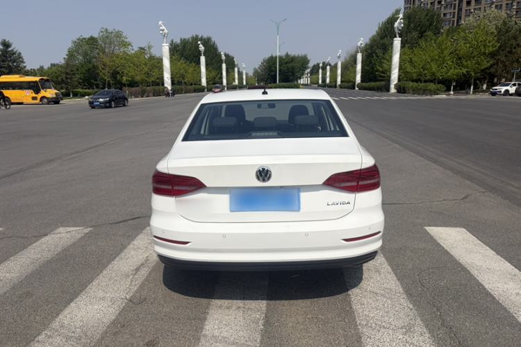 Used Volkswagen Lavida 2019 1.5L Automatic Fashion Edition China VI Exterior 6