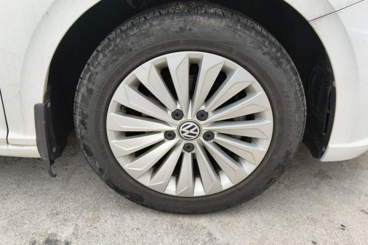 Used Volkswagen Lavida 2019 1.5L Automatic Comfort Edition China VI Standard Exterior 7