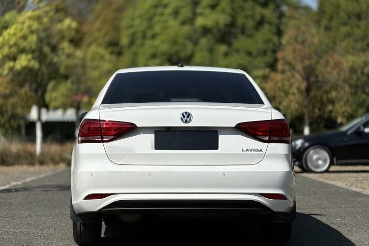 Used Volkswagen Lavida 2019 Lavida Start 1.5L Manual Fashion Edition China VI Standard Exterior 7