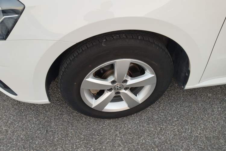 Used Volkswagen Lavida 2019 Lavida Start 1.5L Automatic Trendy Version China VI Standard Exterior 7