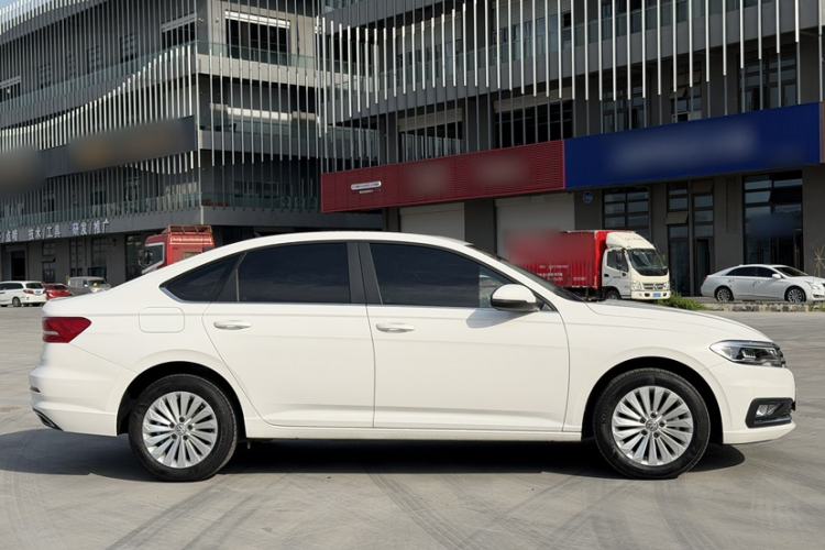 Used Volkswagen Lavida 2019 1.5L Automatic Comfort Edition China VI Standard Exterior 9
