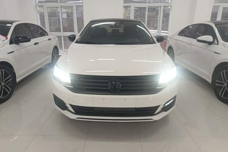 Used Volkswagen Lavida 2019 Lavida Start 1.5L Automatic Trendy Version China VI Standard Front