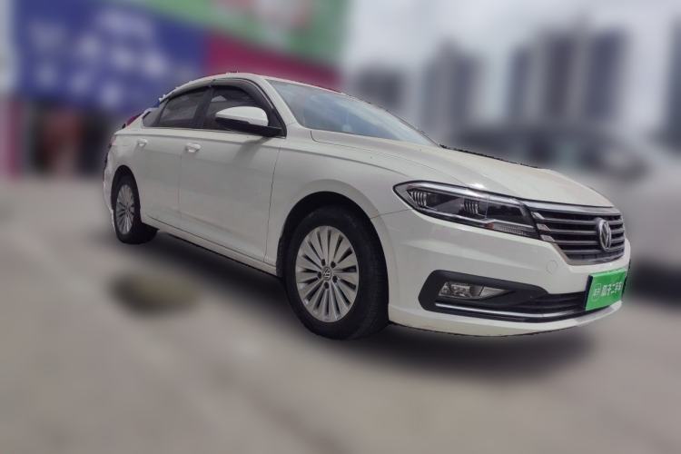 Used Volkswagen Lavida 2019 1.5L Manual Comfort Edition China VI Standard Front Right 45 Deg