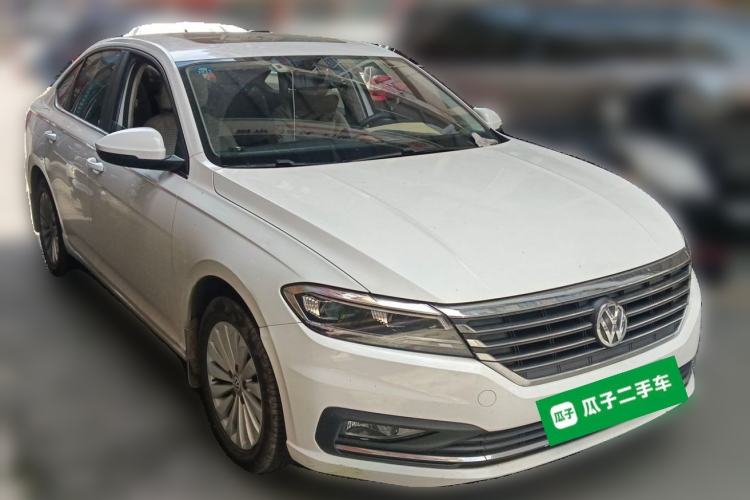 Used Volkswagen Lavida 2019 1.5L Manual Comfort Edition China VI Standard Front Right 45 Deg