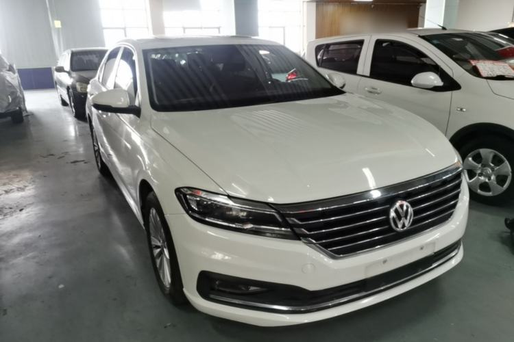 Used Volkswagen Lavida 2019 1.5L Automatic Comfort Edition China VI Standard Front Right 45 Deg
