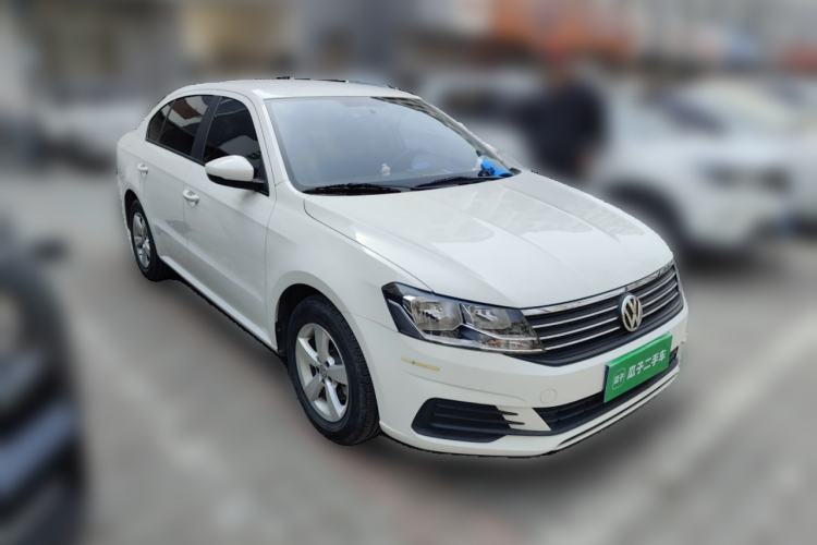 Used Volkswagen Lavida 2019 Lavida Start 1.5L Manual Fashion Edition China VI Standard Front Right 45 Deg