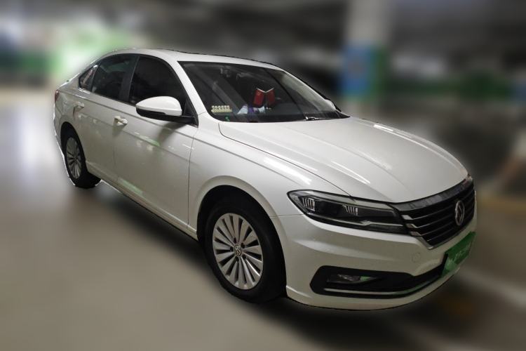 Used Volkswagen Lavida 2019 1.5L Automatic Comfort Edition China VI Standard Front Right 45 Deg