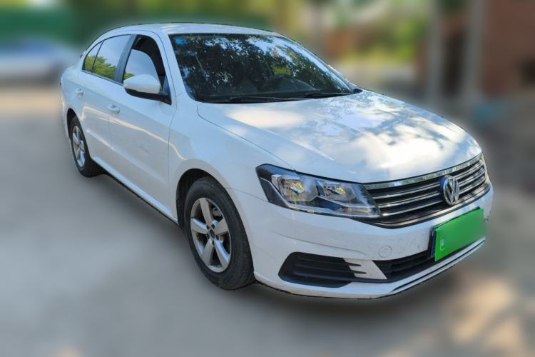 Used Volkswagen Lavida 2019 Lavida Start 1.5L Manual Fashion Edition China VI Standard Front Right 45 Deg