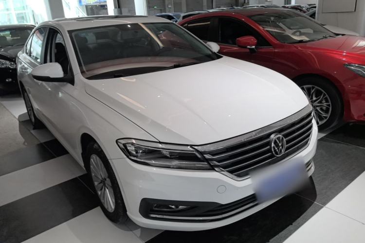 Used Volkswagen Lavida 2019 1.5L Automatic Comfort Edition China VI Standard Front Right 45 Deg