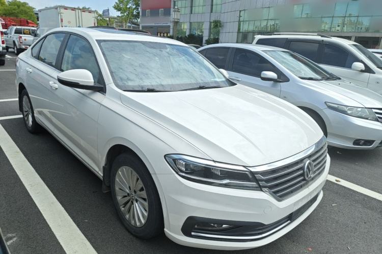 Used Volkswagen Lavida 2019 1.5L Automatic Comfort Edition China VI Standard Front Right 45 Deg