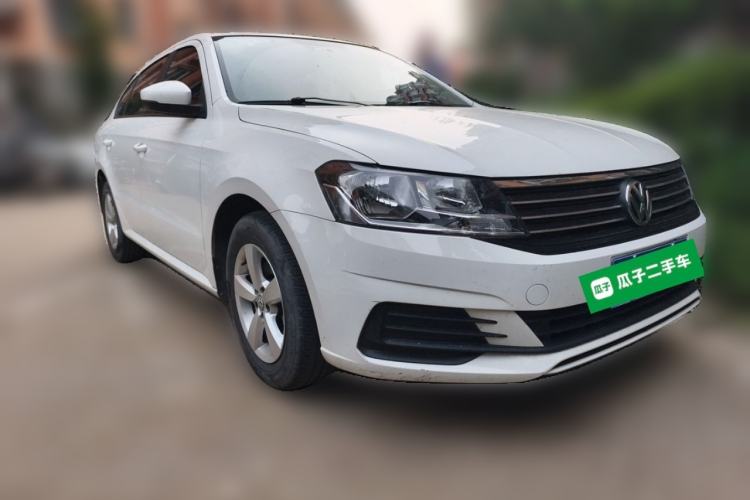 Used Volkswagen Lavida 2019 Lavida Start 1.5L Manual Fashion Edition China VI Standard Front Right 45 Deg