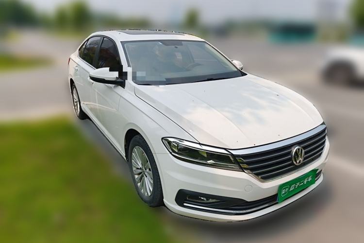 Used Volkswagen Lavida 2019 1.5L Manual Comfort Edition China VI Standard Front Right 45 Deg