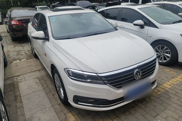 Used Volkswagen Lavida 2019 1.5L Automatic Comfort Edition China VI Standard Front Right 45 Deg