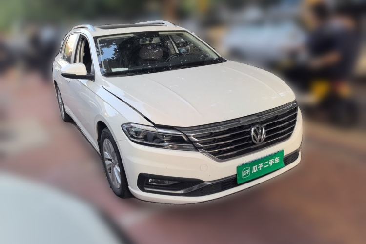 Used Volkswagen Lavida 2019 Hatchback 200TSI DSG Comfort Edition China VI Front Right 45 Deg