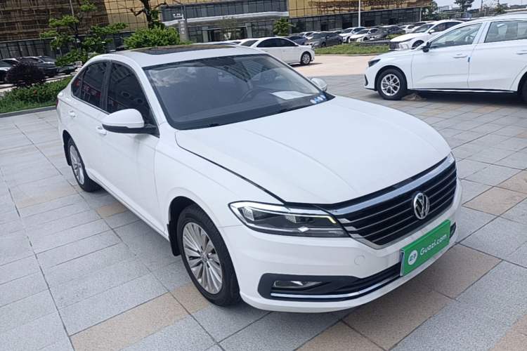 Used Volkswagen Lavida 2019 280TSI DSG Comfort Edition China VI standard Front Right 45 Deg