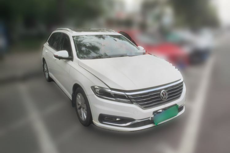 Used Volkswagen Lavida 2019 Hatchback 200TSI DSG Comfort Edition China VI Front Right 45 Deg