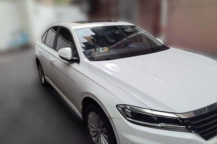Used Volkswagen Lavida 2019 1.5L Automatic Comfort Edition China VI Standard Front Right 45 Deg