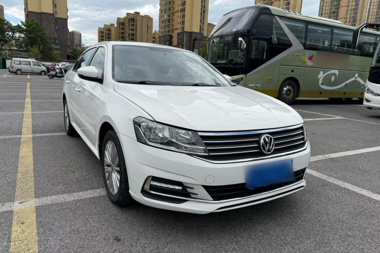Used Volkswagen Lavida 2019 Lavida Start 1.5L Automatic Comfort Edition China VI Standard Front Right 45 Deg