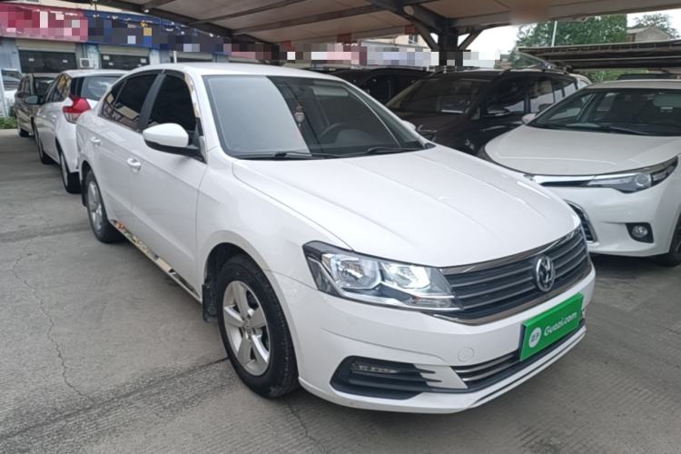 Used Volkswagen Lavida 2019 Lavida Start 1.5L Manual Fashion Edition China VI Standard Front Right 45 Deg