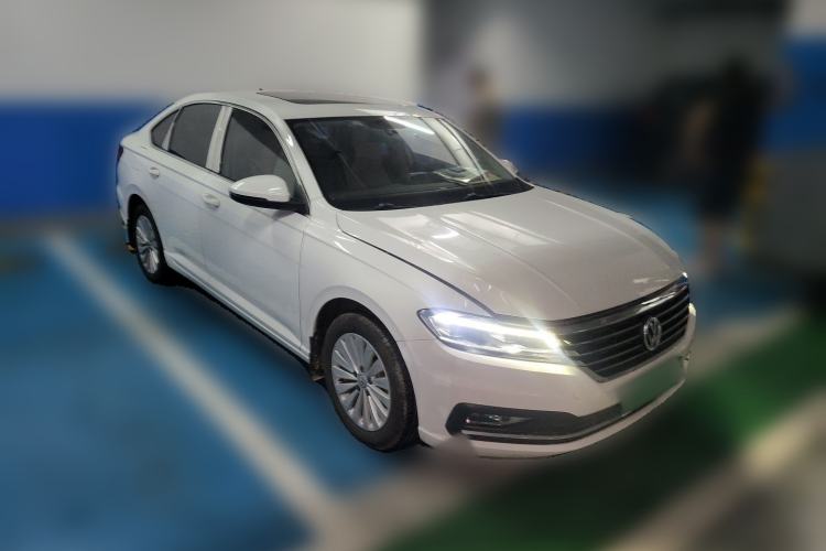 Used Volkswagen Lavida 2019 1.5L Manual Comfort Edition China VI Standard Front Right 45 Deg