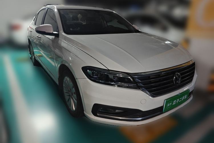 Used Volkswagen Lavida 2019 1.5L Automatic Comfort Edition China VI Standard Front Right 45 Deg