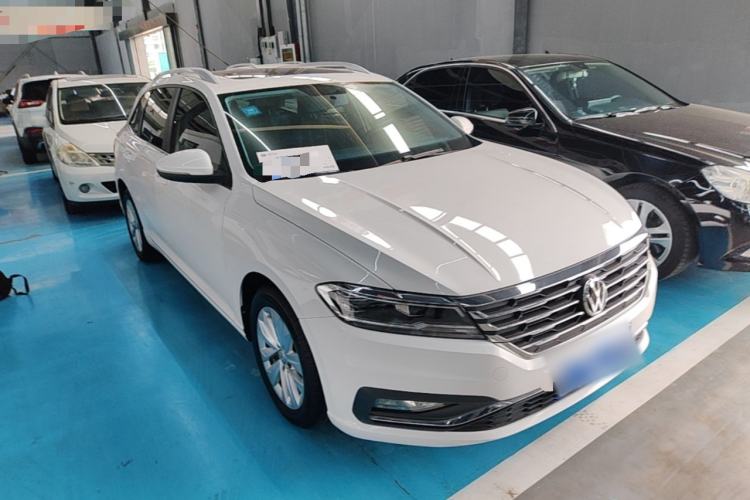 Used Volkswagen Lavida 2019 Hatchback 200TSI DSG Comfort Edition China VI Front Right 45 Deg