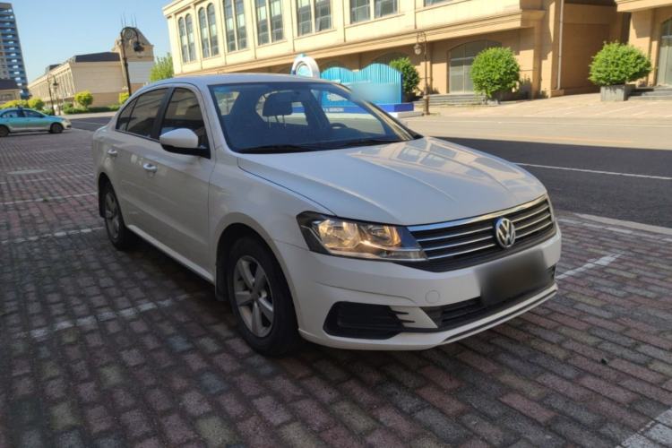 Used Volkswagen Lavida 2019 Lavida Start 1.5L Manual Fashion Edition China VI Standard Front Right 45 Deg