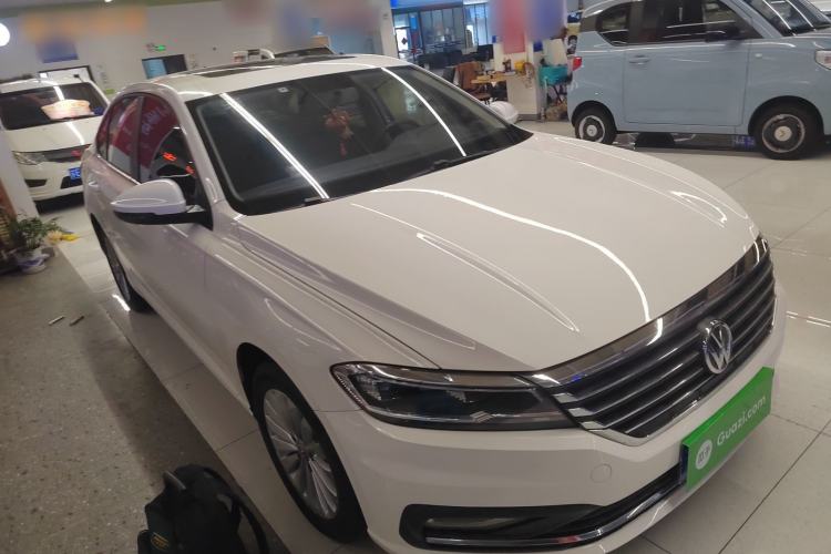 Used Volkswagen Lavida 2019 280TSI DSG Comfort Edition China VI standard Front Right 45 Deg