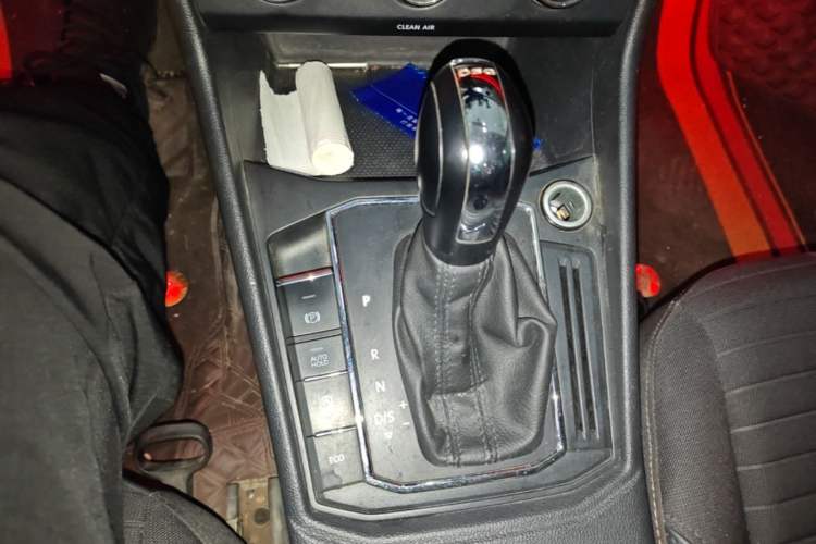 Used Volkswagen Lavida 2019 280TSI DSG Comfort Edition China VI standard Gear Lever