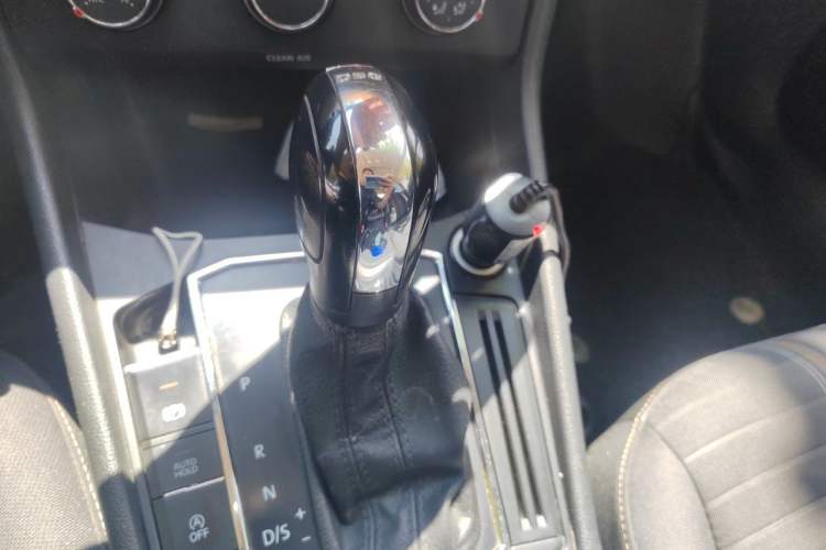Used Volkswagen Lavida 2019 280TSI DSG Comfort Edition China VI standard Gear Lever