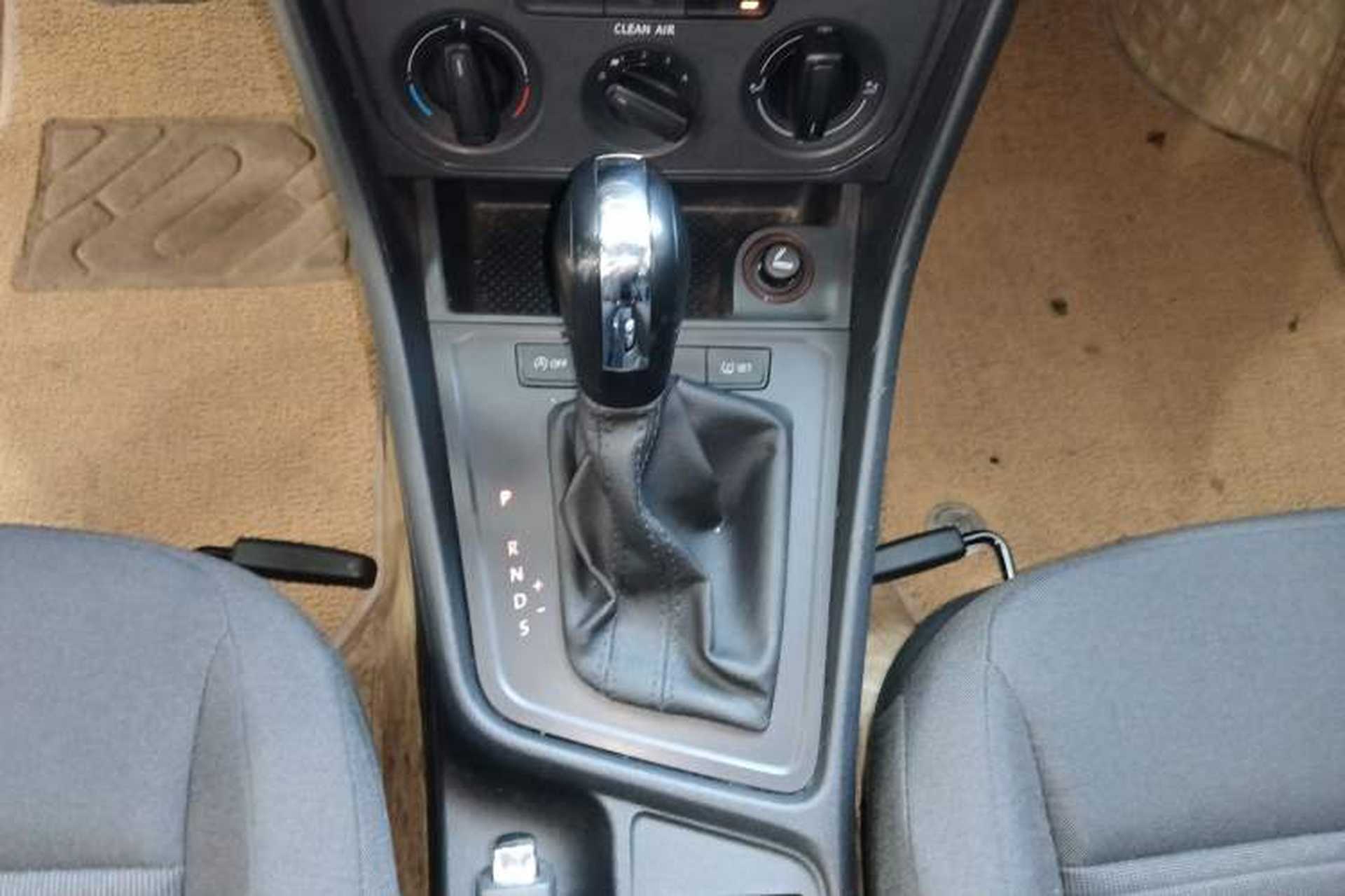 Used Volkswagen Lavida 2019 Lavida Start 1.5L Automatic Trendy Version China VI Standard Gear Lever
