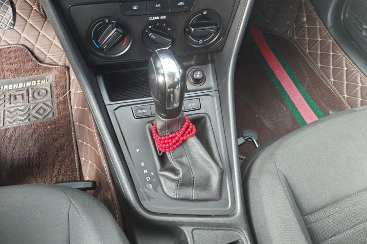 Used Volkswagen Lavida 2019 Lavida Start 1.5L Automatic Trendy Version China VI Standard Gear Lever