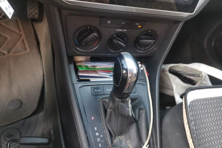 Used Volkswagen Lavida 2019 Lavida Start 1.5L Automatic Trendy Version China VI Standard Gear Lever