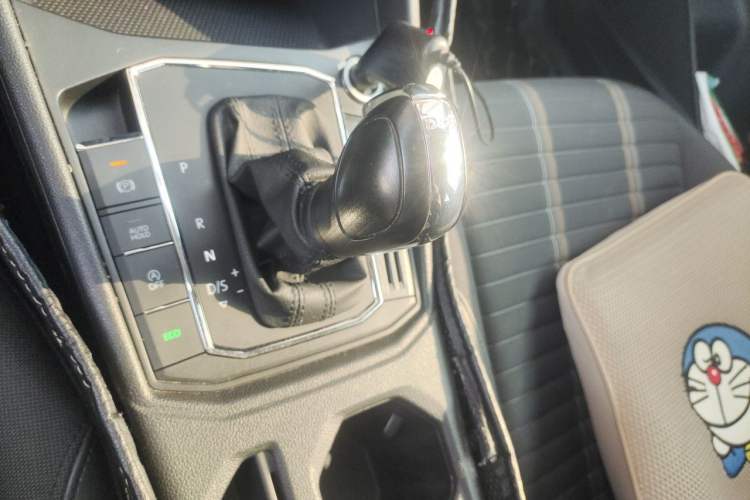 Used Volkswagen Lavida 2019 280TSI DSG Comfort Edition China VI standard Gear Lever