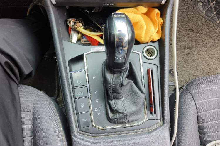 Used Volkswagen Lavida 2019 280TSI DSG Comfort Edition China VI standard Gear Lever