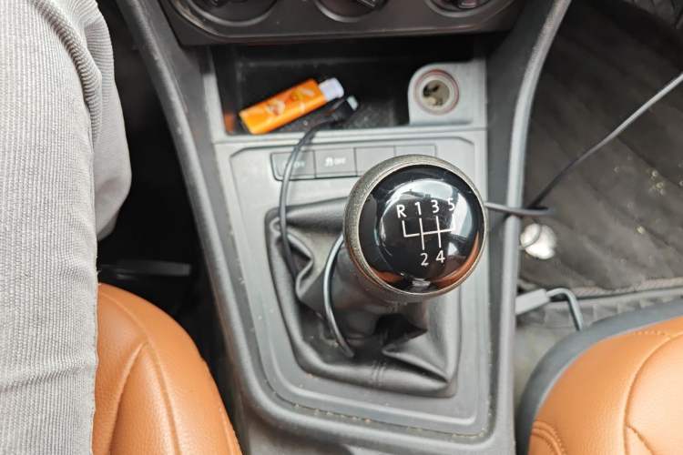 Used Volkswagen Lavida 2019 Lavida Start 1.5L Manual Fashion Edition China VI Standard Gear Lever