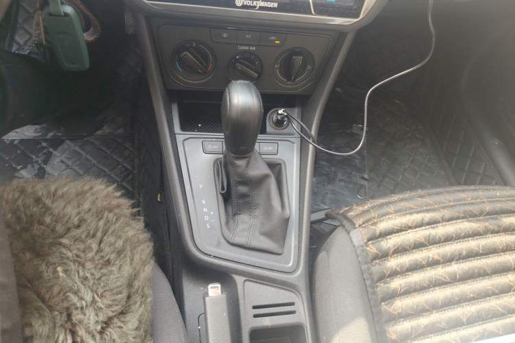 Used Volkswagen Lavida 2019 Lavida Start 1.5L Automatic Trendy Version China VI Standard Gear Lever