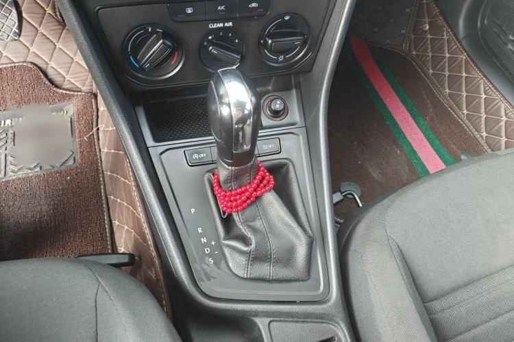 Used Volkswagen Lavida 2019 Lavida Start 1.5L Automatic Trendy Version China VI Standard Gear Lever