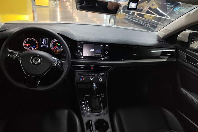 Used Volkswagen Lavida 2019 280TSI DSG Comfort Edition China VI standard Gear Lever